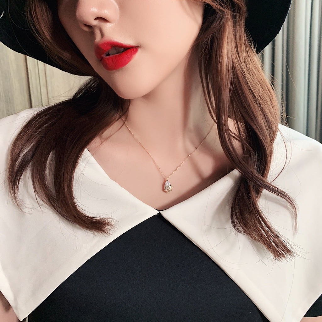 Crystal Water Drop Pendant Necklace Women's Fine Jewelry Adjustable Short Accessories Jewelry Gift - Vintgedrifter