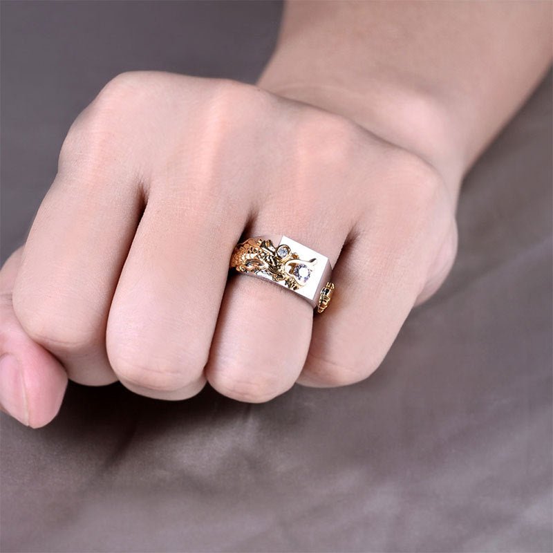 Dragon Pattern Two-Tone Zircon Rhinestone Ring – Men's Punk Hip Hop Ring - Vintgedrifter