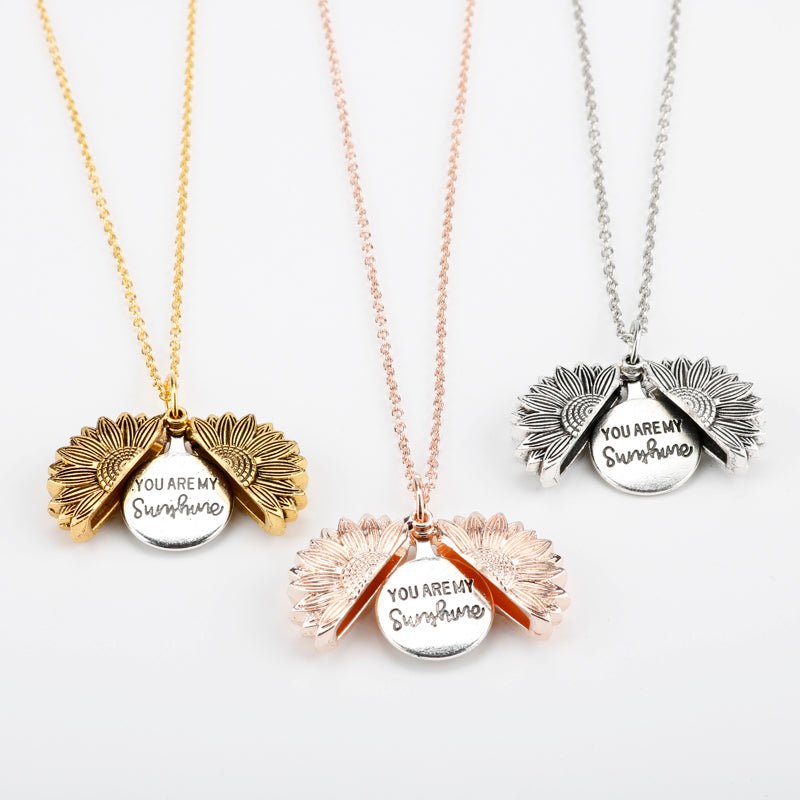 Sunflower Double Lettering Necklace - Vintgedrifter