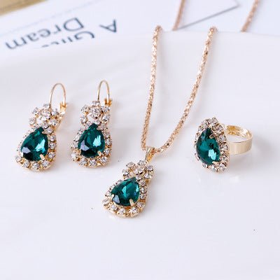 Crystal Jewelry Set - Necklace, Earrings & Ring - Vintgedrifter